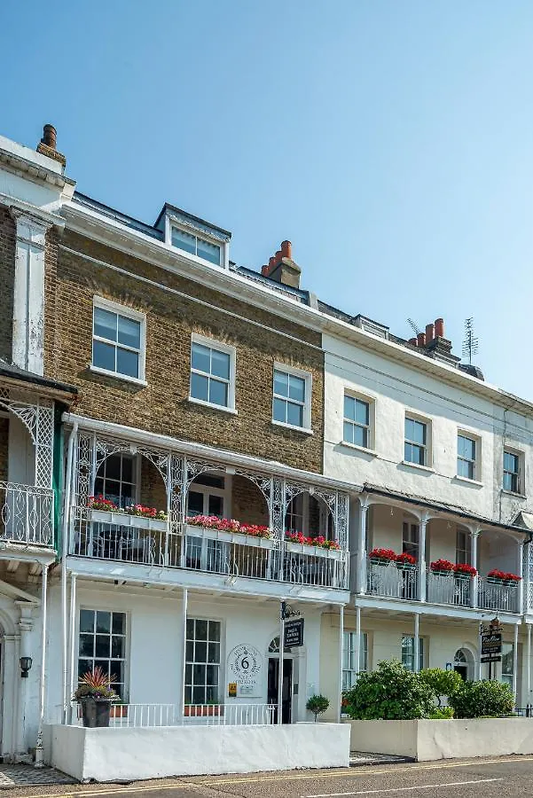 Hamiltons Boutique Hotel Southend-on-Sea Bed & Breakfast