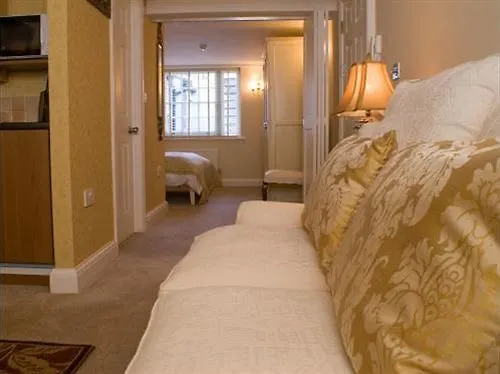 Hamiltons Boutique Hotel Southend-on-Sea 4*,