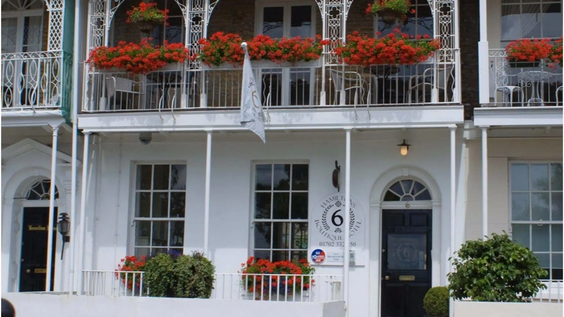 Hamiltons Boutique Hotel contacts
